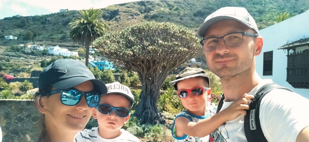 dragon tree tenerife with kids (2)