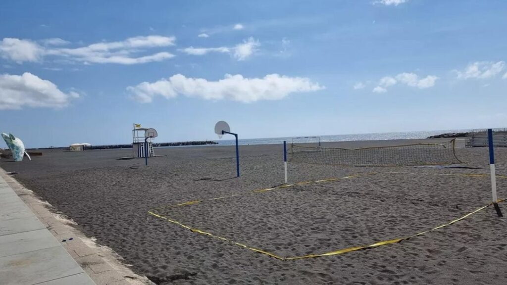 spain smoke free beaches campaign file