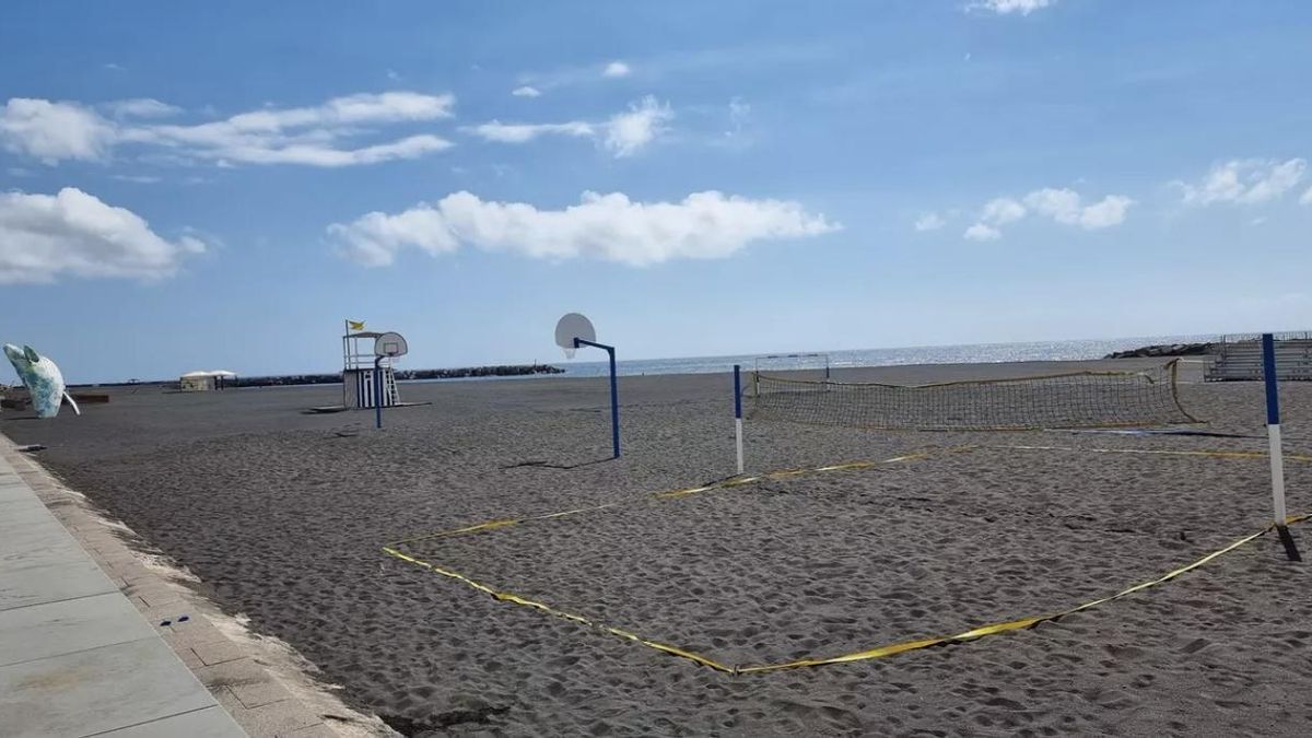 smoke-free beaches in Spain  