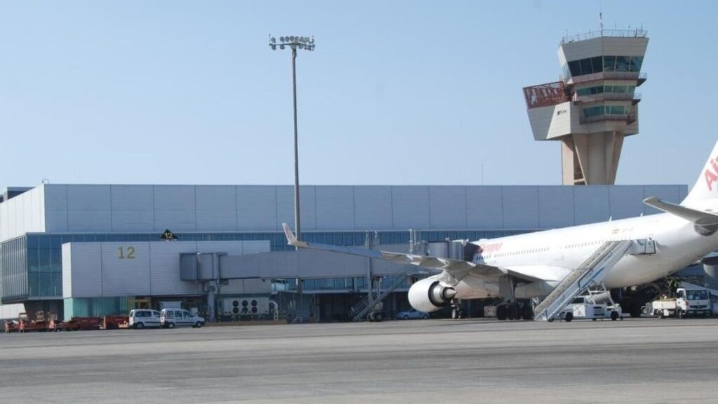 canary islands oppose airport fee increase file