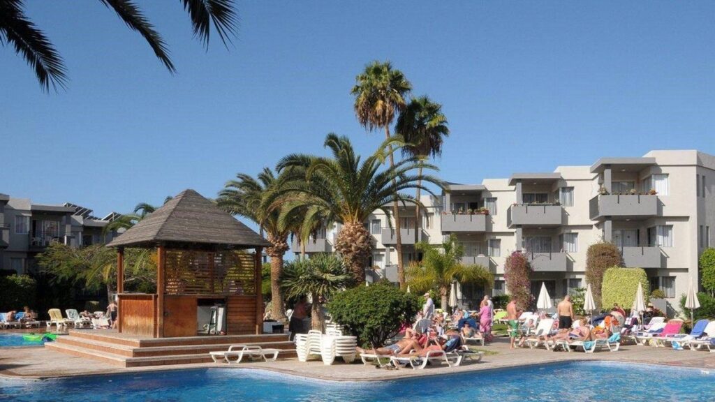 canary islands tourism growth june 2024 file