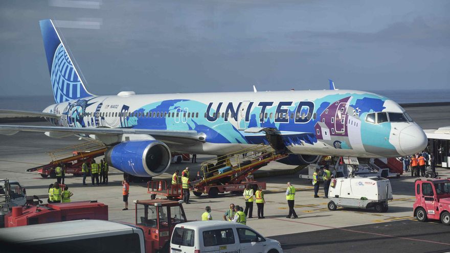 tenerife new york flight cancelled tariffs file