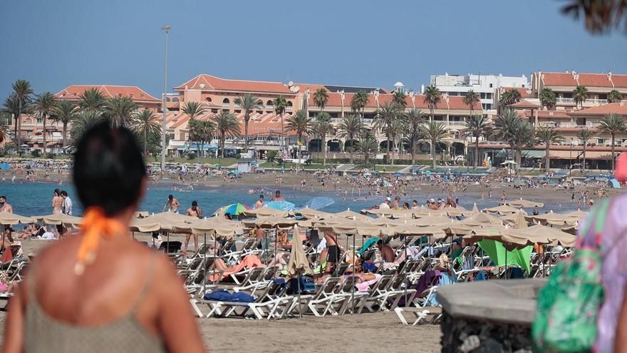 Canary Islands tourism October 2024