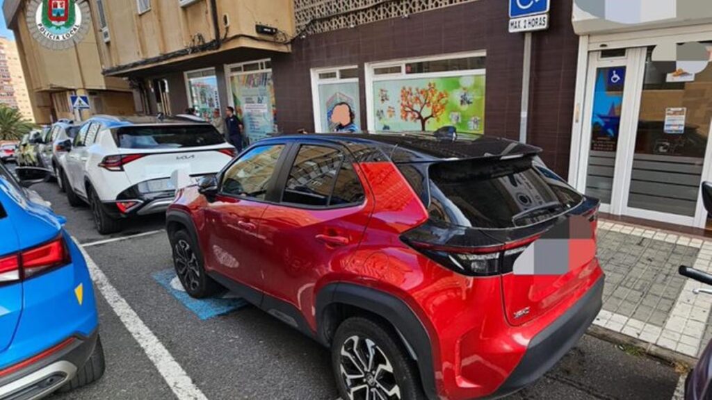 fake disabled badge car seized las palmas gran canaria