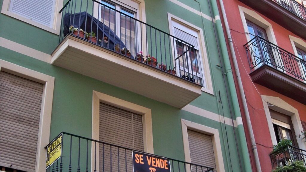 foreign buyers canary islands property sales 36 percent