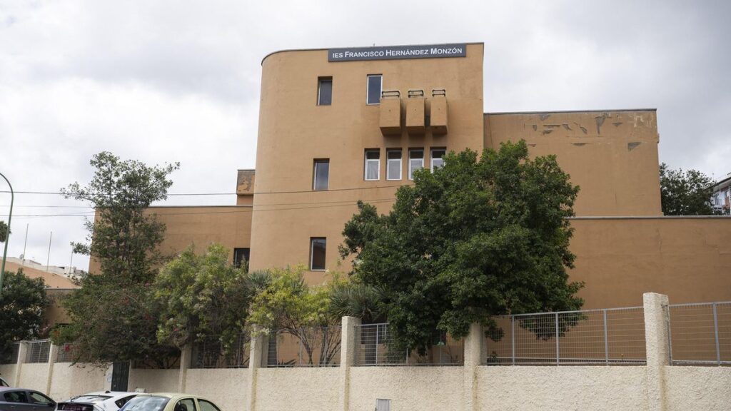 gran canaria drama school renovation funding