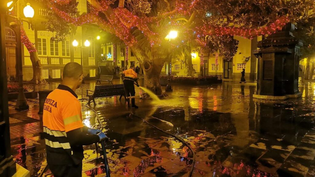 las palmas festive extended opening hours approved