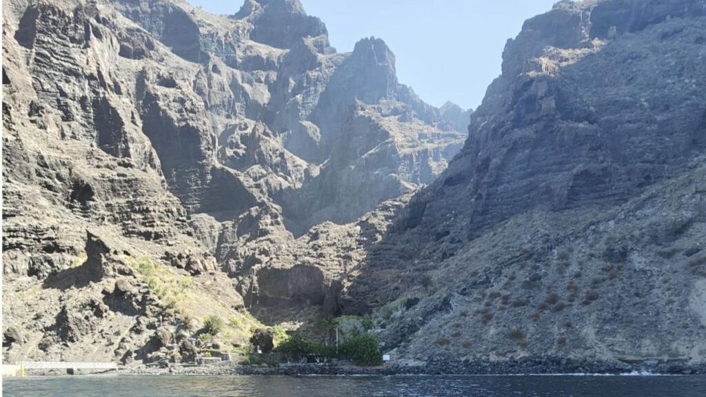 tenerife cabildo masca visitor centre budget deficit