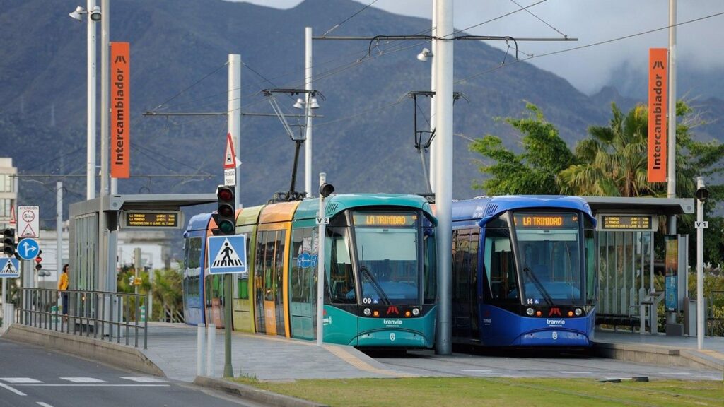 tenerife tram new years eve service 2025